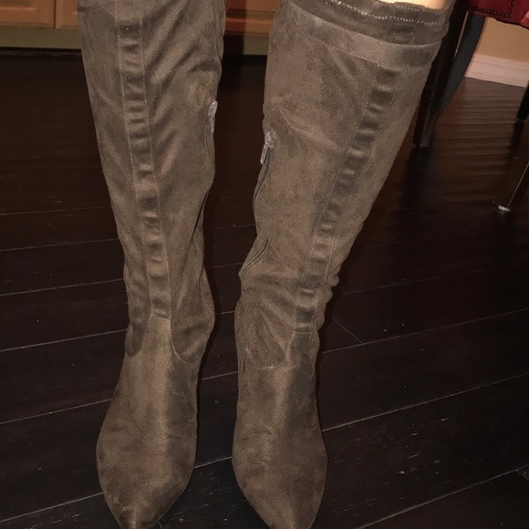 Nine West Chocolate Brown Heeled Boot - Picture 5 of 5